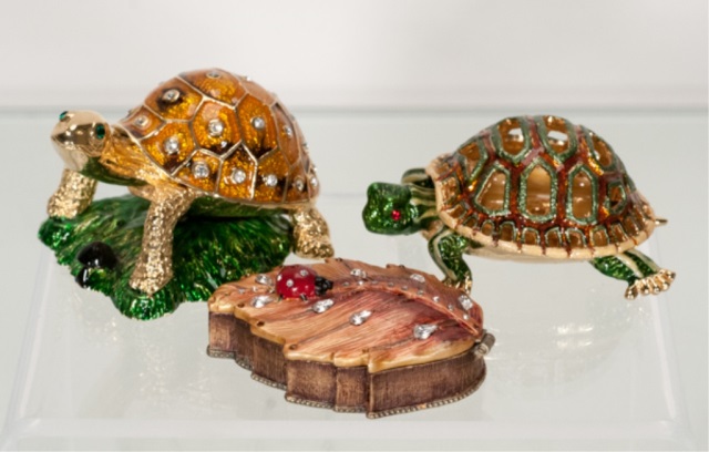 Appraisal: Two Turtle Jewellry Trinket Boxes and a Ladybug on Leaf