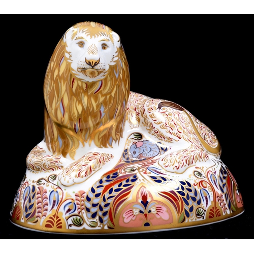 Appraisal: A Royal Crown Derby Lion paperweight