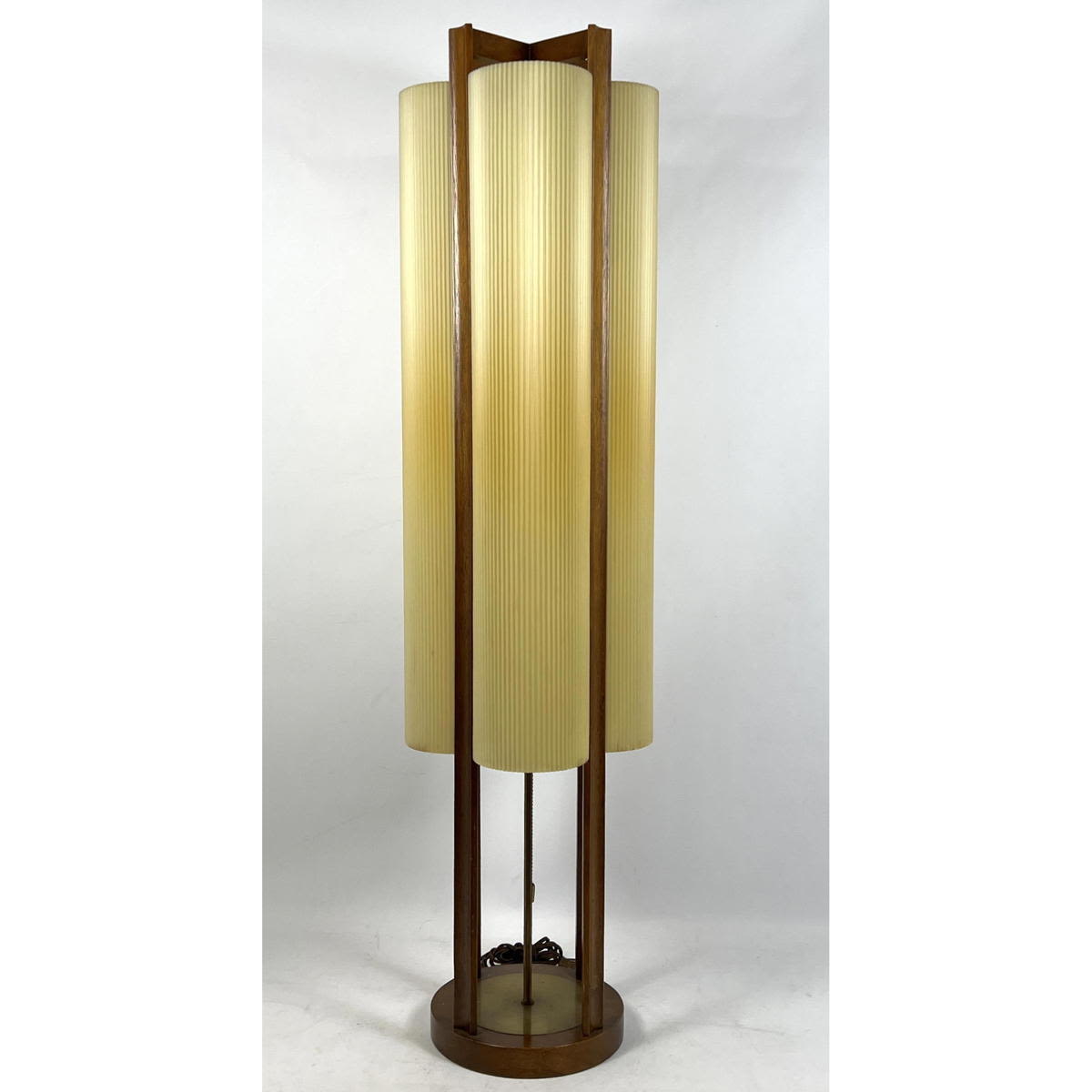 Appraisal: American Modern Walnut Tall Table Lamp Some minor blemishes Dimensions