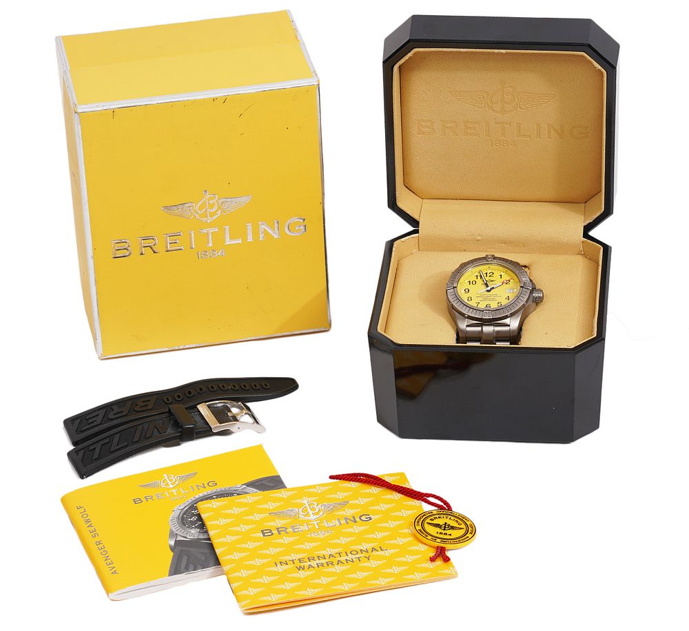 Appraisal: Breitling Avenger Seawolf Wrist Watch E Men's Breitling wrist watch