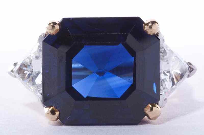 Appraisal: Important Sapphire and Diamond Ringcentering on one natural sapphire approximately