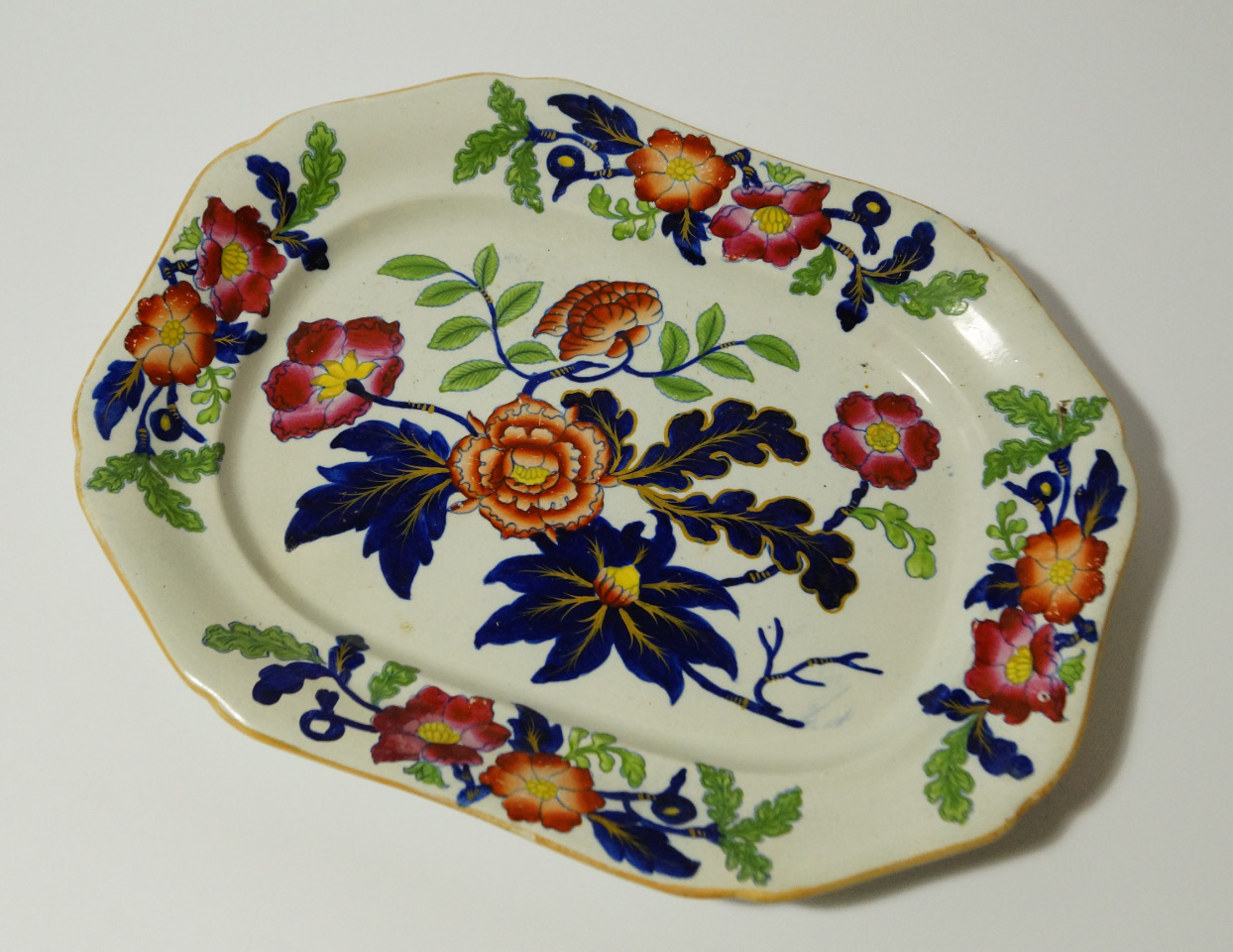 Appraisal: A thC English Ironstone china meat plate the shaped octagonal