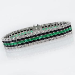 Appraisal: Very Nice Art Deco style Approx Carat Calibre Cut Emerald