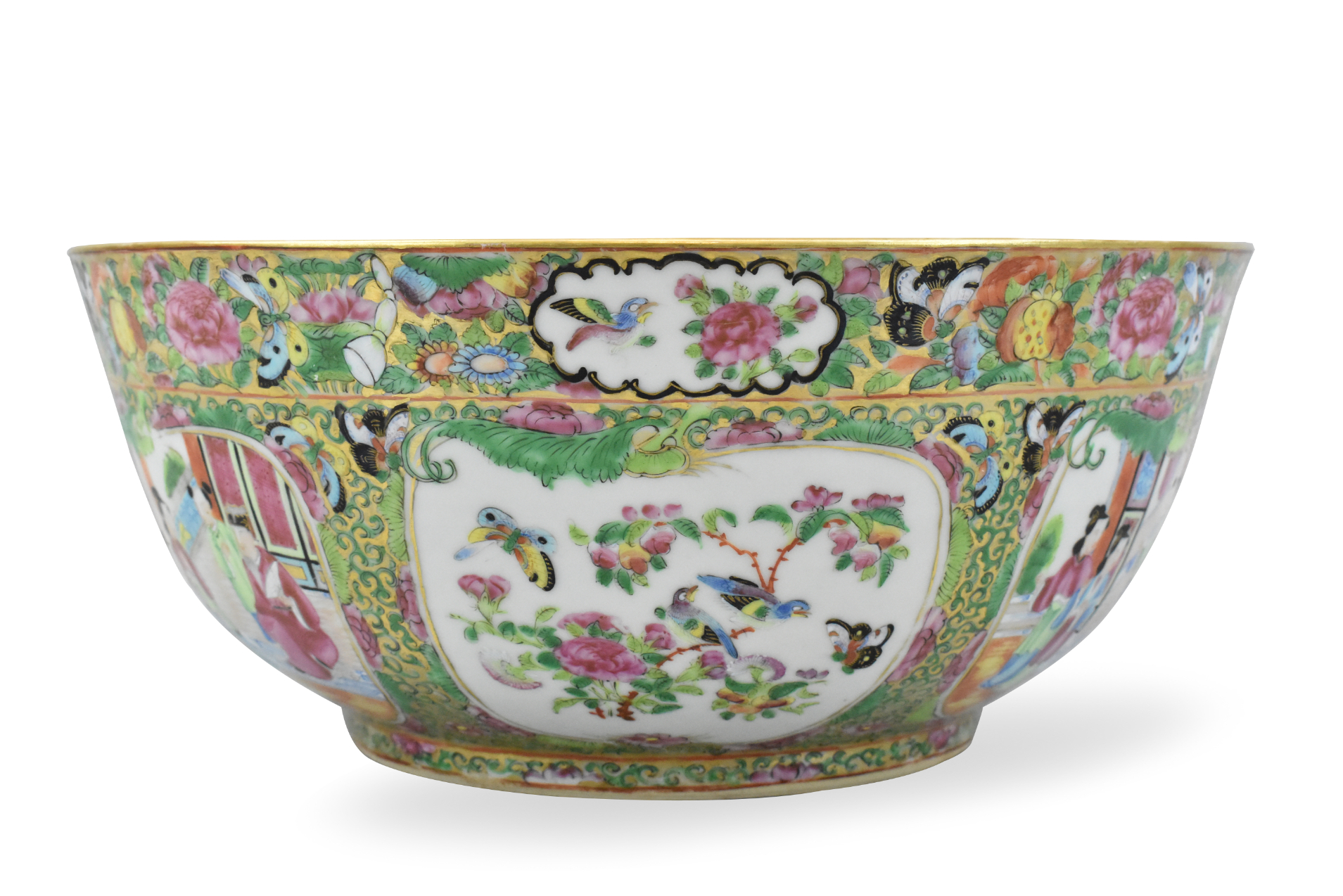 Appraisal: A large and deep Chinese canton glazed punch bowl -