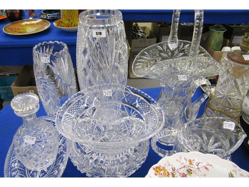 Appraisal: Lot comprising ten pieces of assorted crystal glass - vases