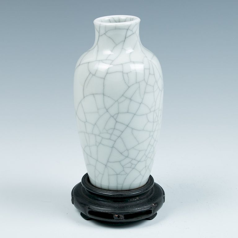 Appraisal: GE-TYPE VASE The vase of tapered form rising to a