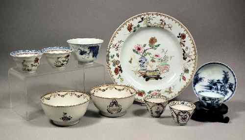 Appraisal: A small collection of Chinese porcelain including - Pair of