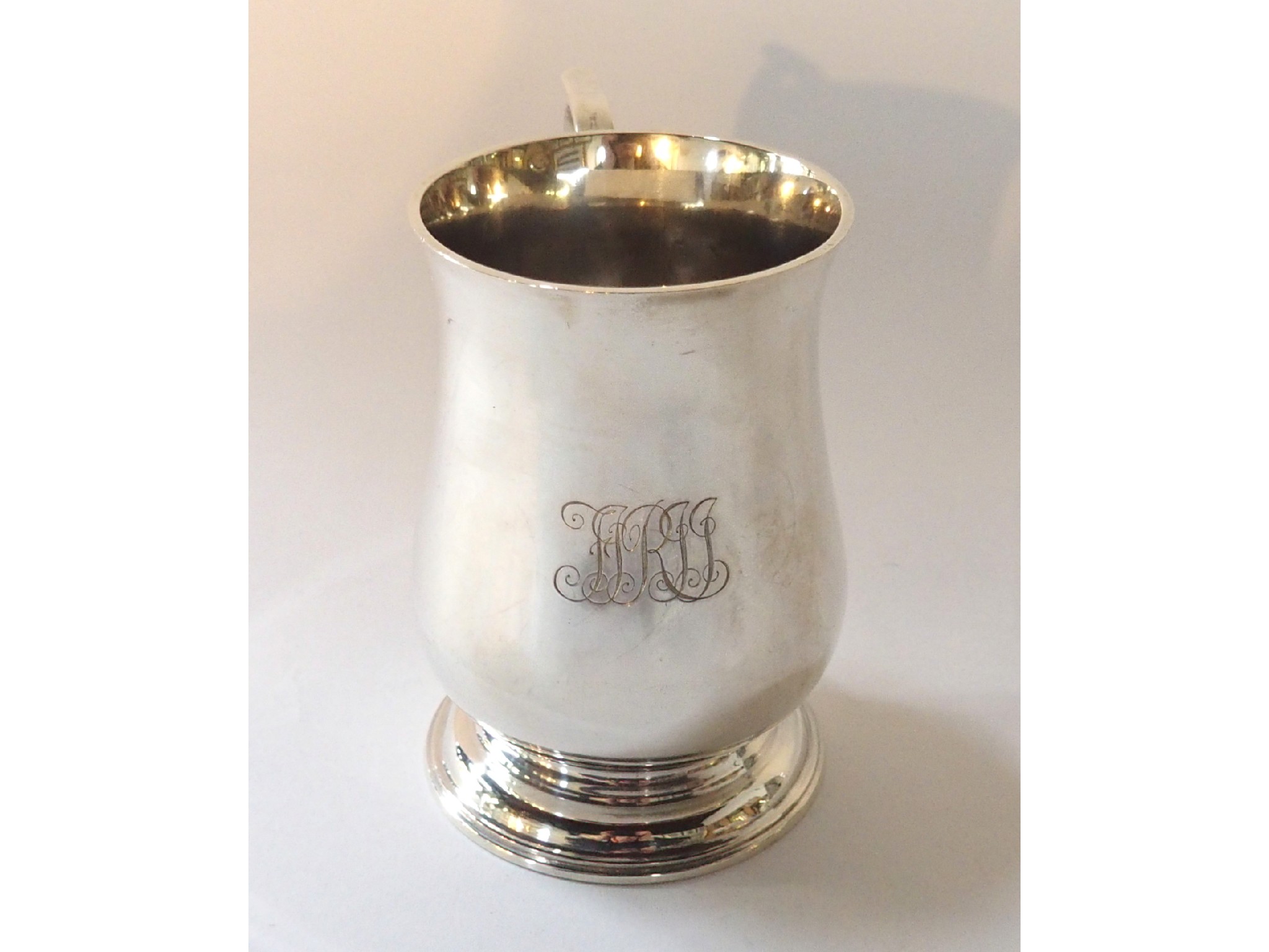 Appraisal: A silver tankard London oz