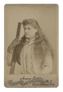 Appraisal: Oakley Annie Autographed Cabinet Card Photo of Annie Oakley Columbus