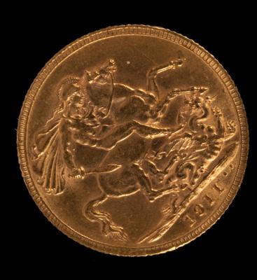 Appraisal: A George V gold sovereign