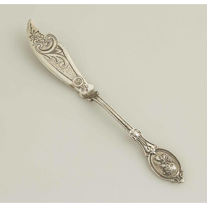 Appraisal: Hotchkiss Schreuder Silver Butter Knife Hotchkiss Schreuder silver butter knife