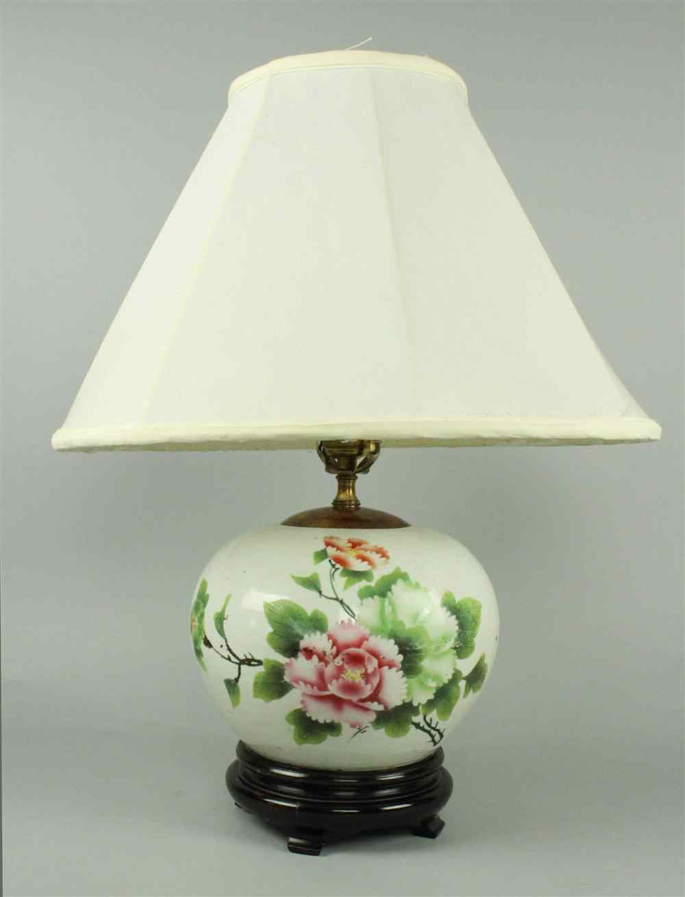 Appraisal: CHINESE FAMILLE ROSE GLOBULAR LAMP the body of the lamp