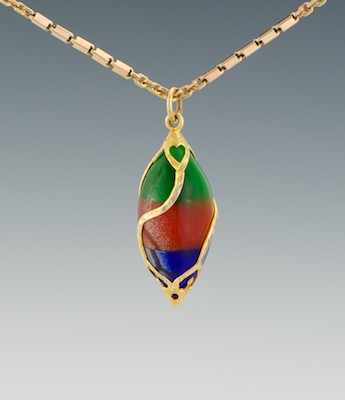 Appraisal: A Chatoyant Glass and Gold Pendant on Fancy Chain k