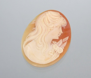 Appraisal: A Large Unmounted Shell Cameo Carved depicting a profile of