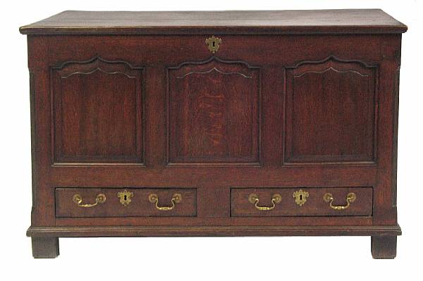 Appraisal: A George III oak mule chest second half th century