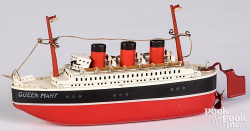 Appraisal: QUEEN MARY PAINTED TIN STEAM SHIPQueen Mary painted tin steam