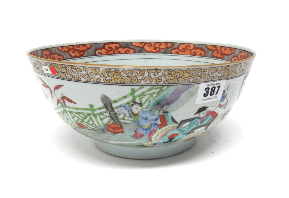 Appraisal: A Chinese porcelain famille-rose bowl Qianlong painted on the exterior