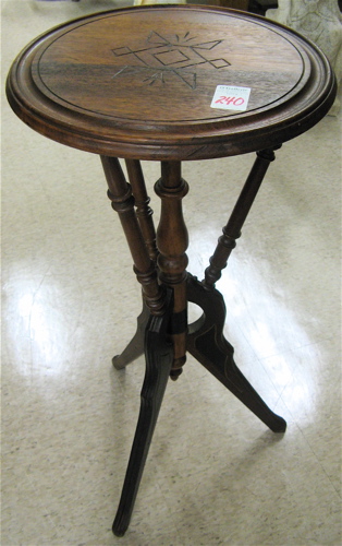 Appraisal: A VICTORIAN WALNUT CANDLESTAND Eastlake influence American c having a