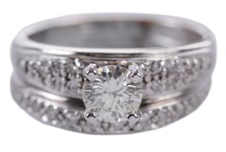 Appraisal: kt Diamond Bridal Set engagement ring with center round brilliant