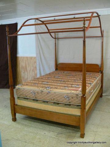 Appraisal: Ethan Allen Maple Full Size Post Canopy Bed - Very