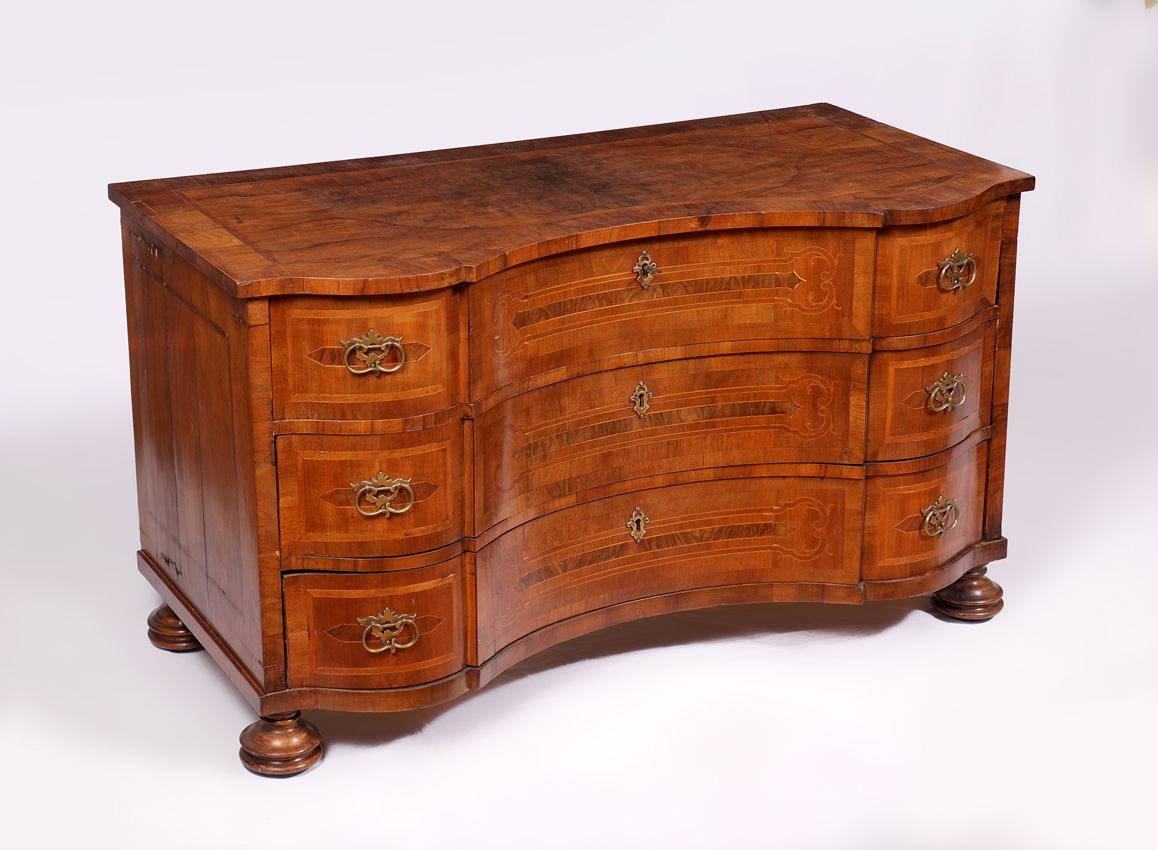 Appraisal: TH CENTURY GERMAN INLAID COMMODE Serpentine top with banded inlay