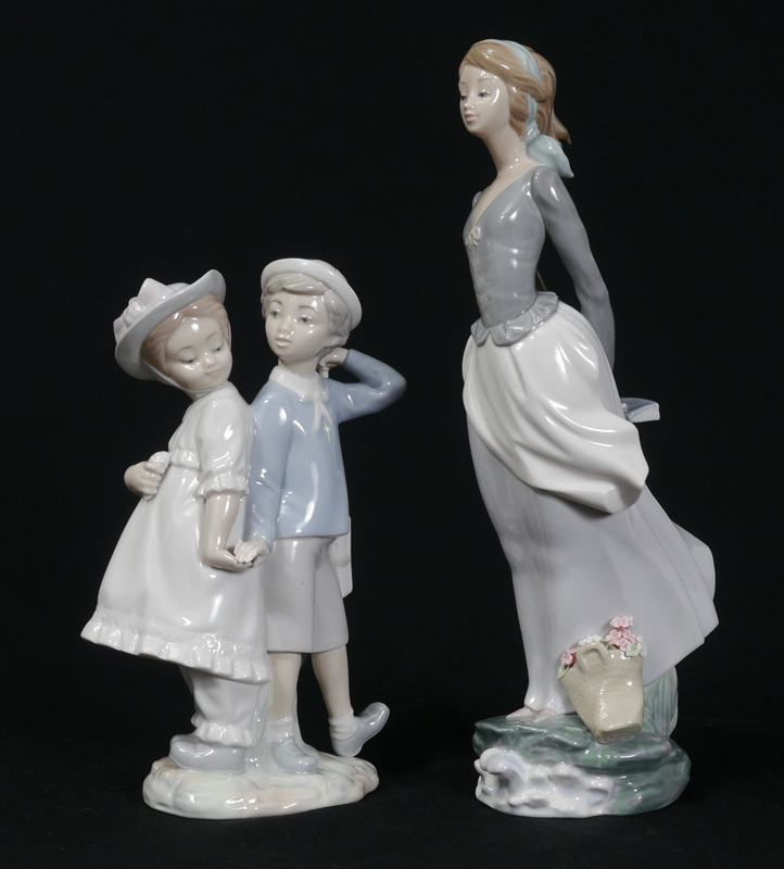 Appraisal: LLADRO PORCELAIN FIGURINES Puppy Love Vincente Martinez sculptor issued retired