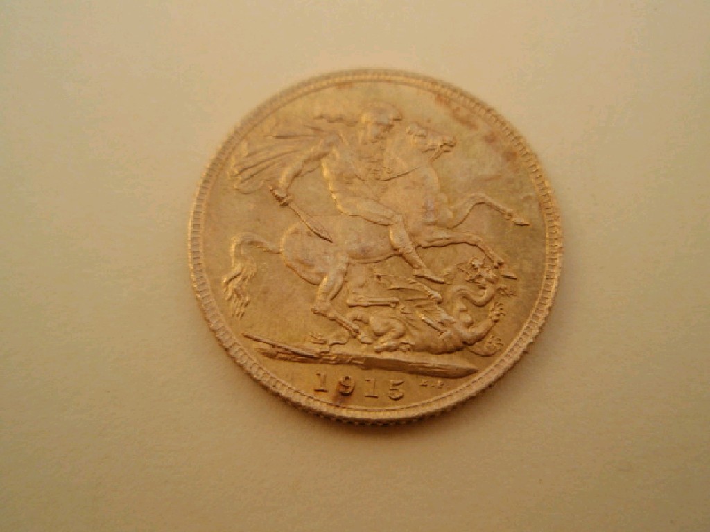 Appraisal: A George V gold sovereign