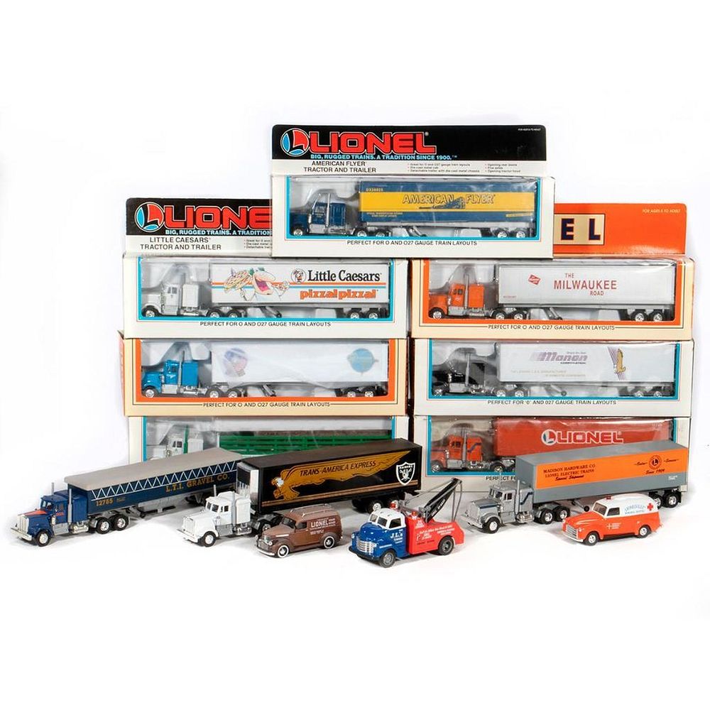 Appraisal: Lionel Assorted Trailers and Vehicles - Weyerhauser rig w log