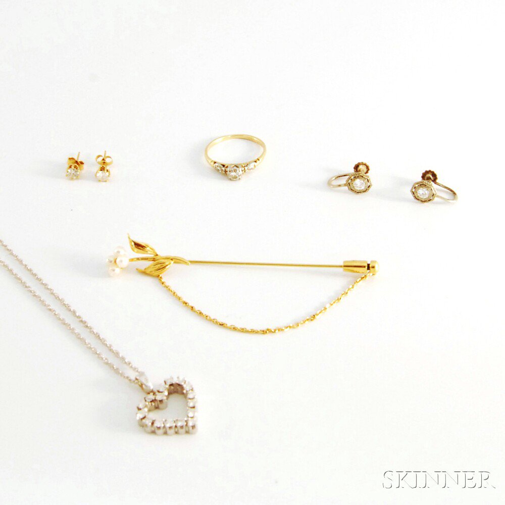 Appraisal: Group of Gold Jewelry including a kt white gold and