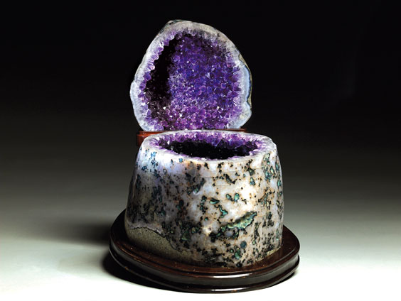 Appraisal: AMETHYST JEWEL BOX Brazil One of the most unique geodes