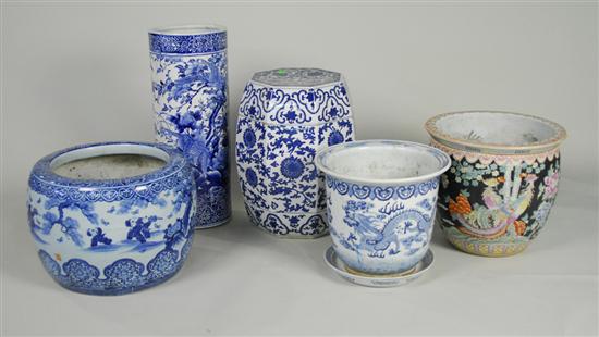 Appraisal: FIVE CHINESE PORCELAIN GARDEN OBJECTS th th century including blue