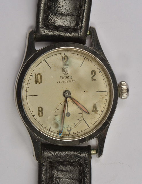 Appraisal: A GENTLEMAN'S STAINLESS STEEL TUDOR OYSTER WRIST WATCH with supplementary