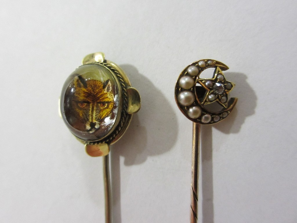 Appraisal: Lot comprising a gold stick pin with diamond and seed