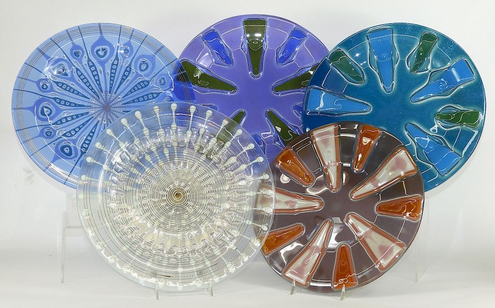 Appraisal: PC Higgins MCM Modern Art Glass Plate Group United States