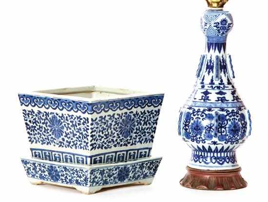 Appraisal: Chinese Export blue-and-white vase and cachepot th century probably Persian