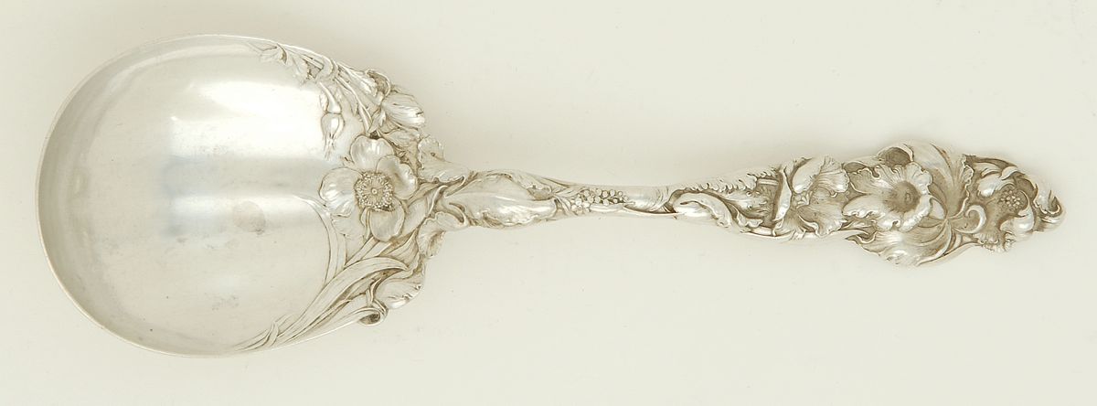 Appraisal: REED BARTON STERLING SILVER SERVING SPOON In the Les Six