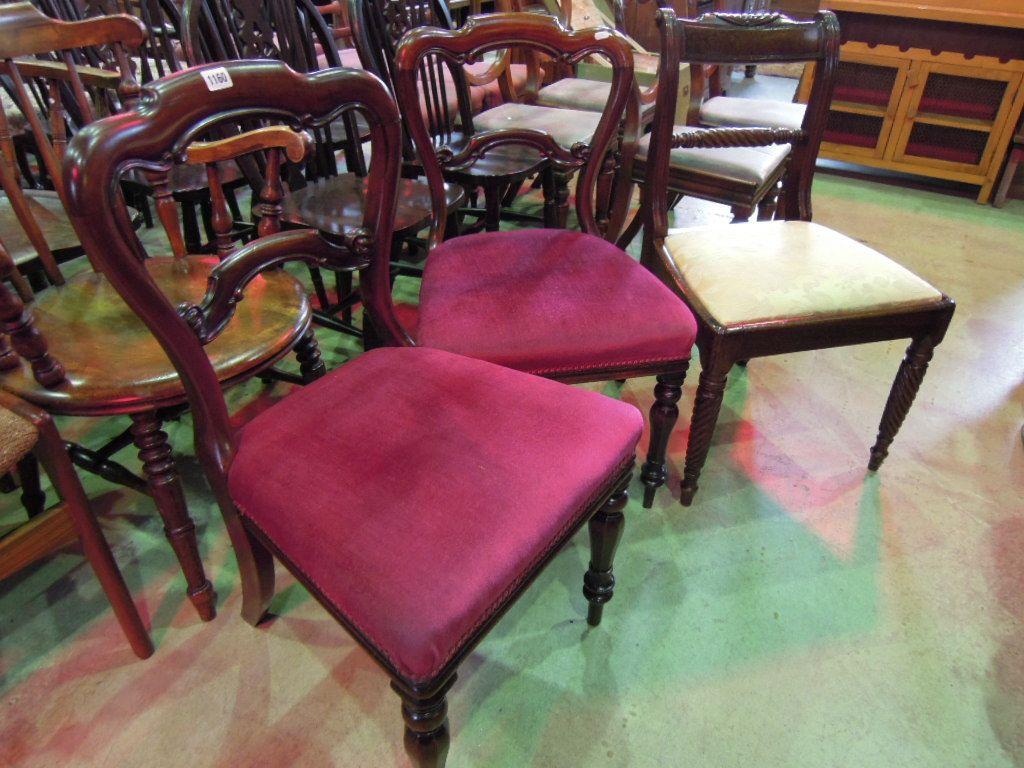 Appraisal: A pair of good quality Victorian mahogany balloonback dining chairs