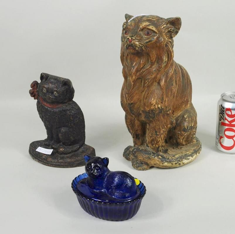 Appraisal: Three Cat Collectible Items Three cat collectible items comprising a