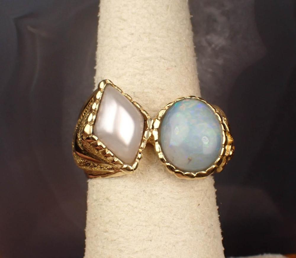 Appraisal: OPAL PEARL AND EIGHTEEN KARAT GOLD RING The Golden Desert