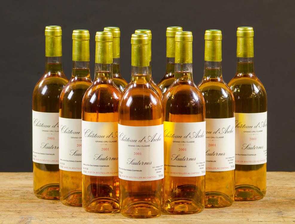 Appraisal: TEN BOTTLES OF VINTAGE FRENCH WHITE BORDEAUX WINE Chateau d'Arche