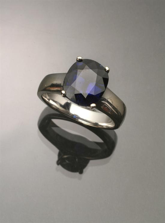 Appraisal: -Karat White-Gold and Blue Sapphire Dinner Ring Set with one