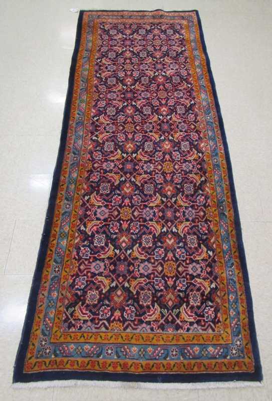 Appraisal: HAND KNOTTED PERSIAN RUG Arak region northwestern Iran overall Hertif