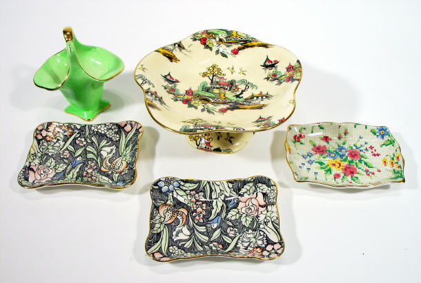 Appraisal: Royal Winton Pekin patterned tarza three floral trays and a