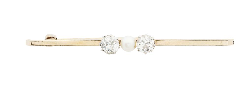 Appraisal: A diamond and pearl set bar brooch the yellow metal