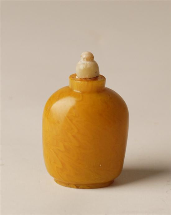 Appraisal: A th C Butterscotch Glass Chinese Snuff Bottle with a