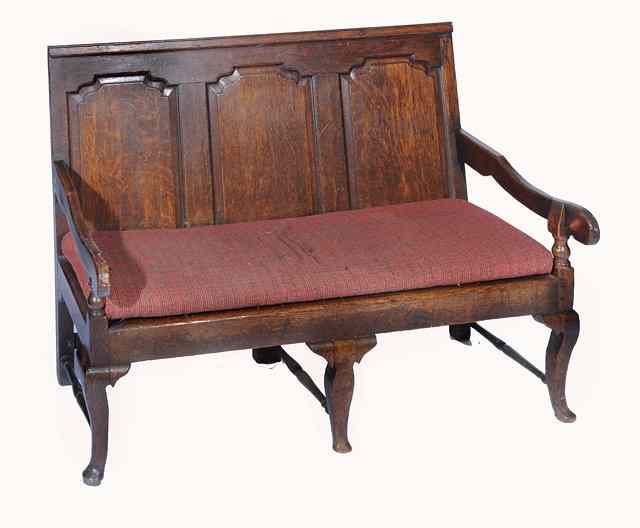 Appraisal: AN TH CENTURY OAK SETTLE with three panel backs open