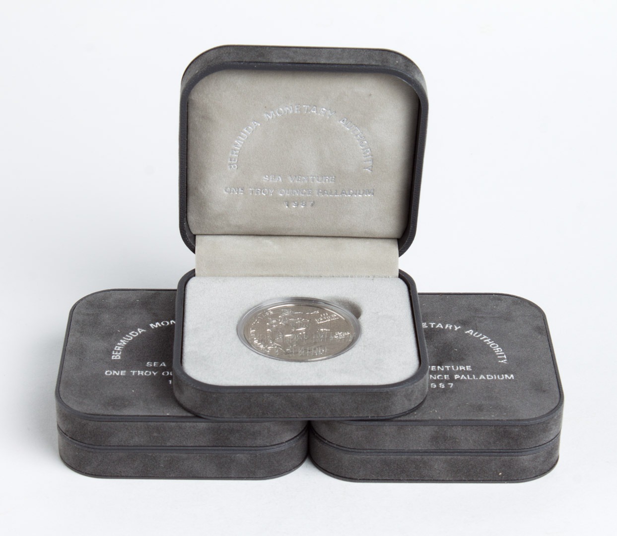 Appraisal: Three Bermuda Sea Venture bullion coins commemorative palladium bullion proof