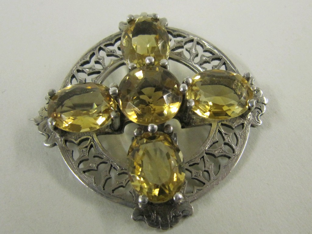 Appraisal: Scottish silver citrine set brooch