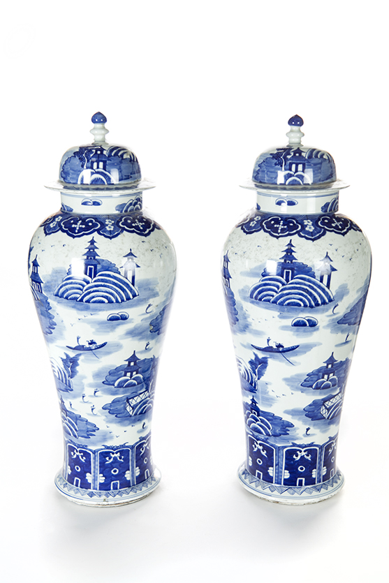 Appraisal: PAIR OF CHINESE PORCELAIN TEMPLE JARS Twentieth century Baluster form