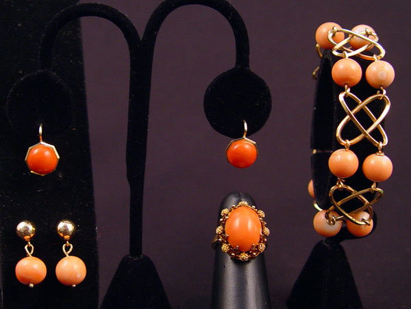 Appraisal: SALMON AND PINK K CORAL JEWELRY Lot of K yellow